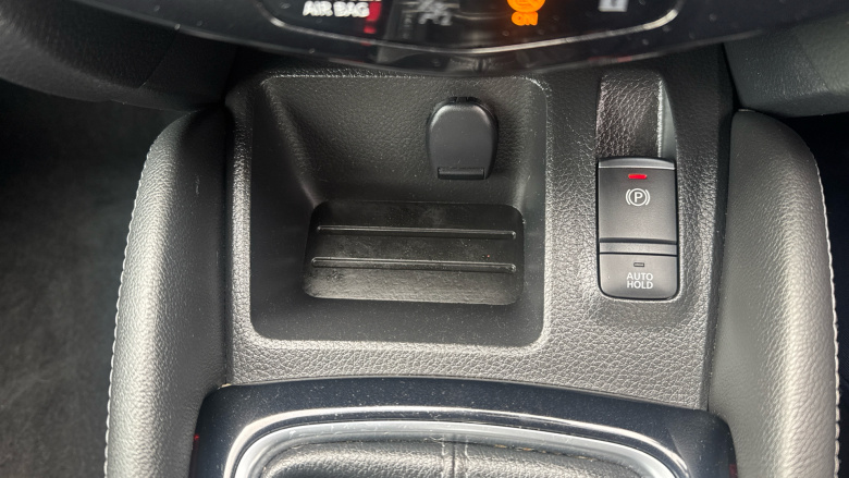 Nissan Qashqai 1.5 dCi Tekna 5dr Diesel Hatchback